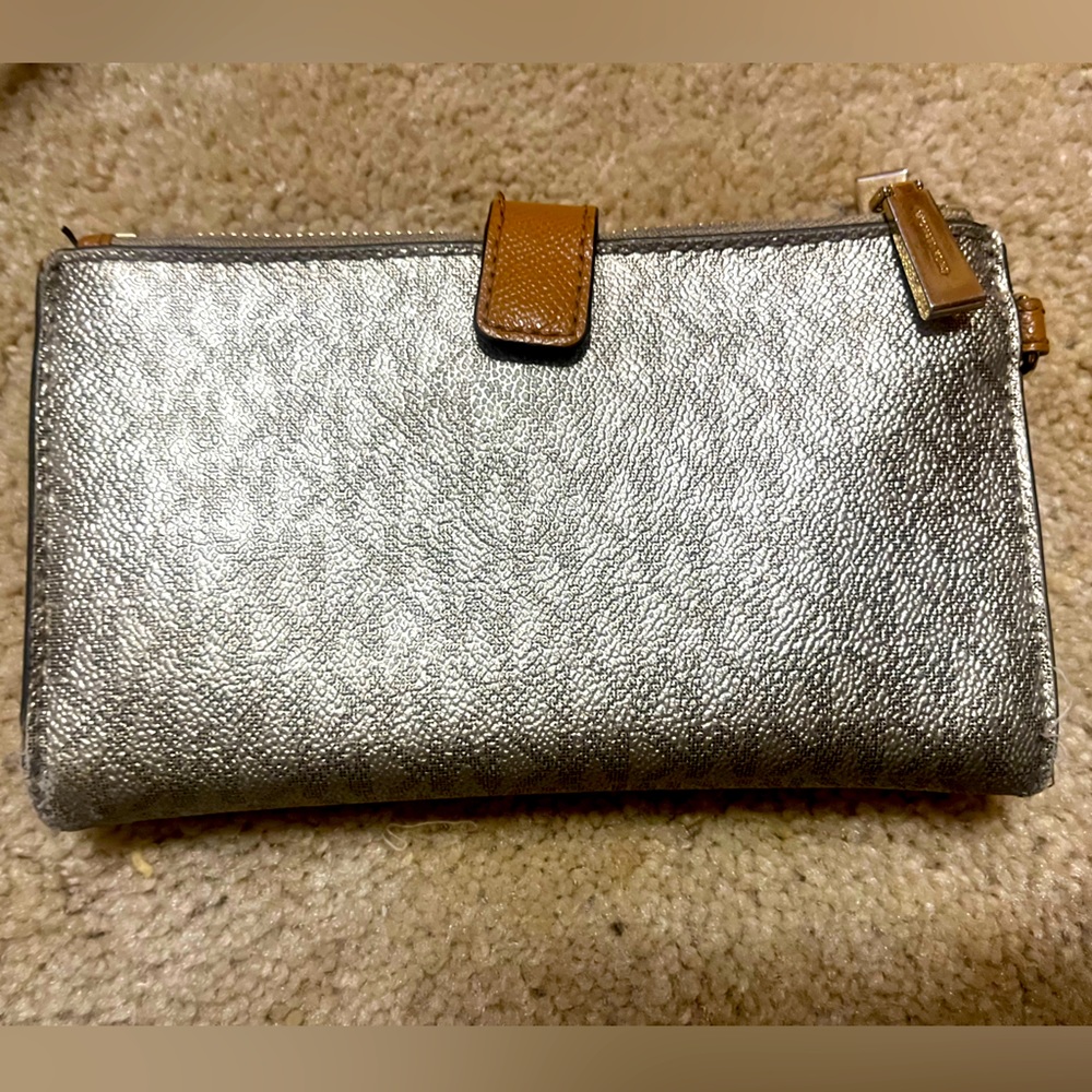 Authentic Michael Kors purse and wallet bundle - Picture 8 of 15